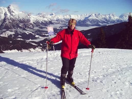 F:\FACEBOOK - Saalbach 2011\Milanka na skii.jpg